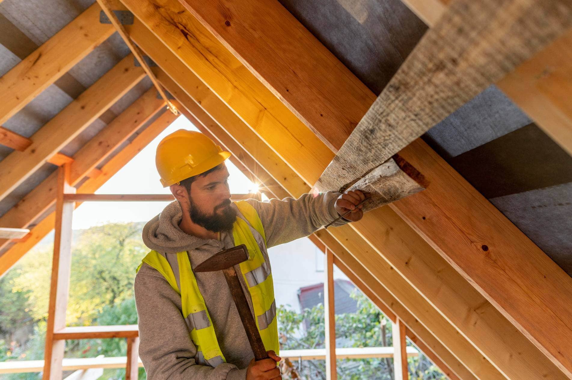 Hiring the Right ADU Builder in California: Key Factors to Consider